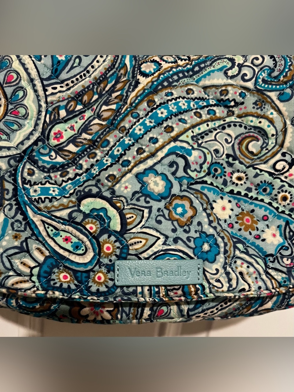 Vera Bradley Carson Shoulder Bag Quilted Daisy Dot Paisley (Retired) Blue Pink - Picture 2 of 16